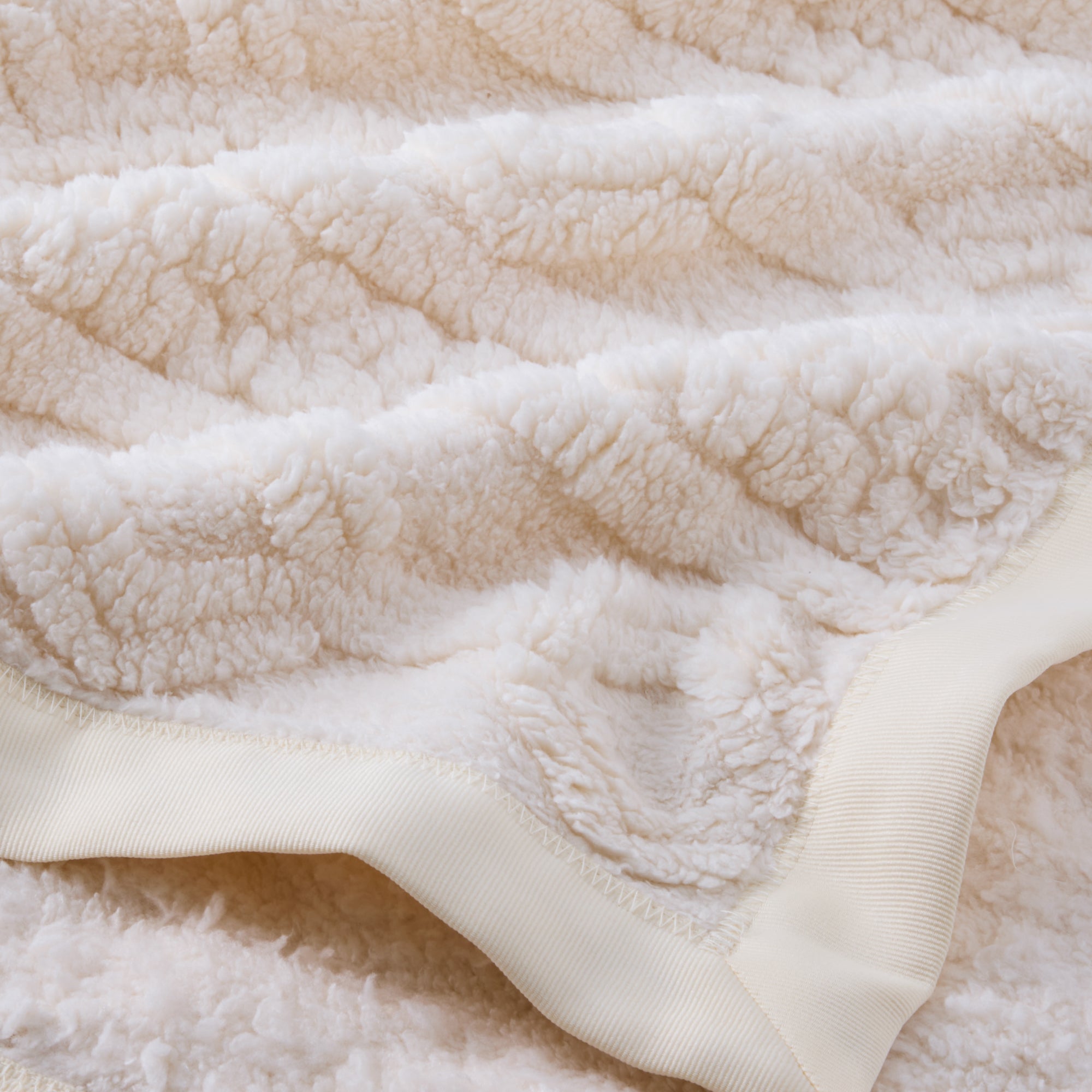 PRESLEY Ultra Luxe Plush Textured Fleece Baby Stroller Blanket