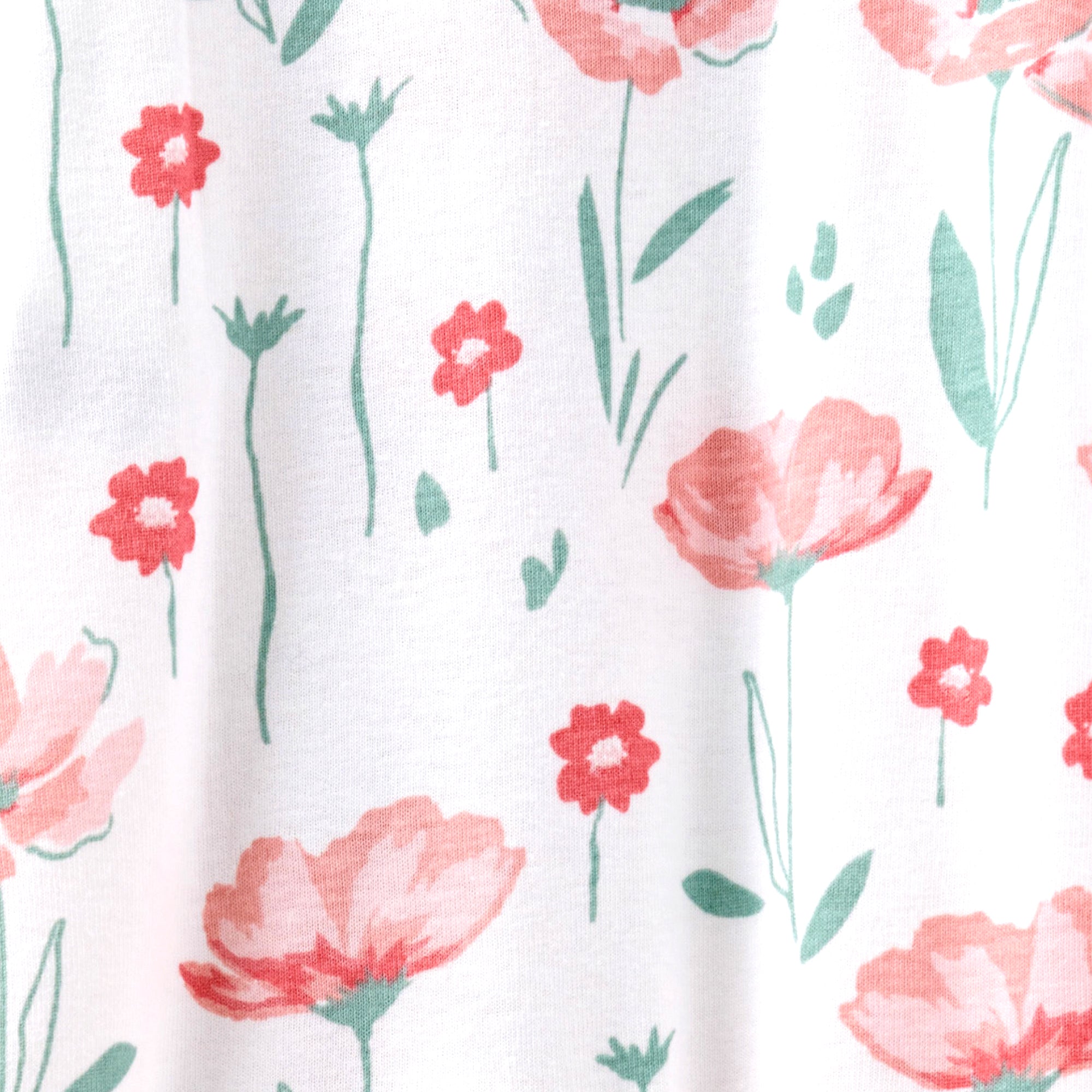 Floral pattern with pink and red flowers on a white background