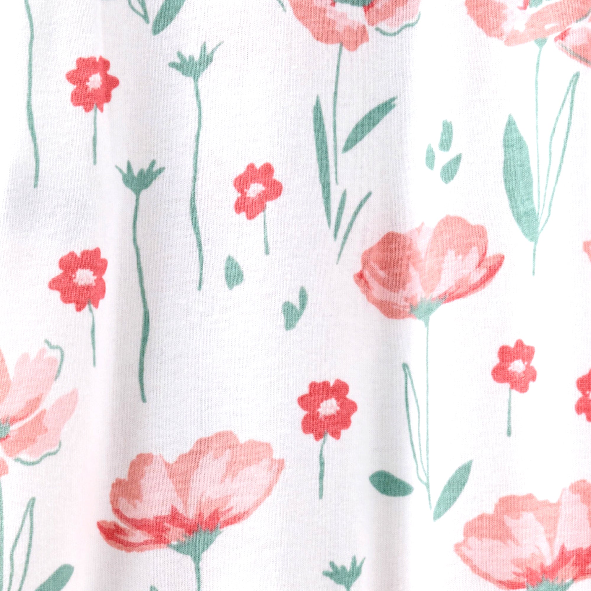Floral pattern with pink and red flowers on a white background